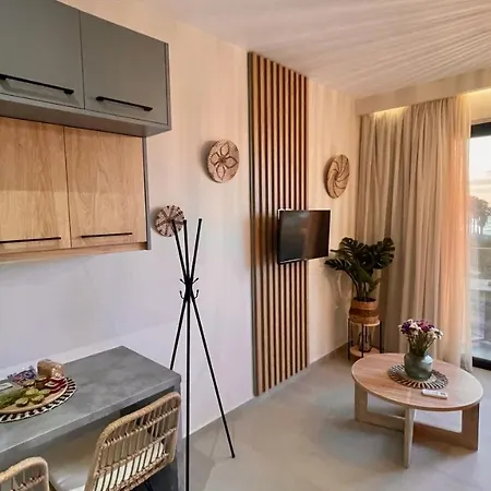 Midoya Sea View Apartment Skaleta Exterior photo