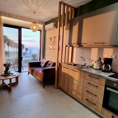 Midoya Sea View Apartment Skaleta Exterior photo