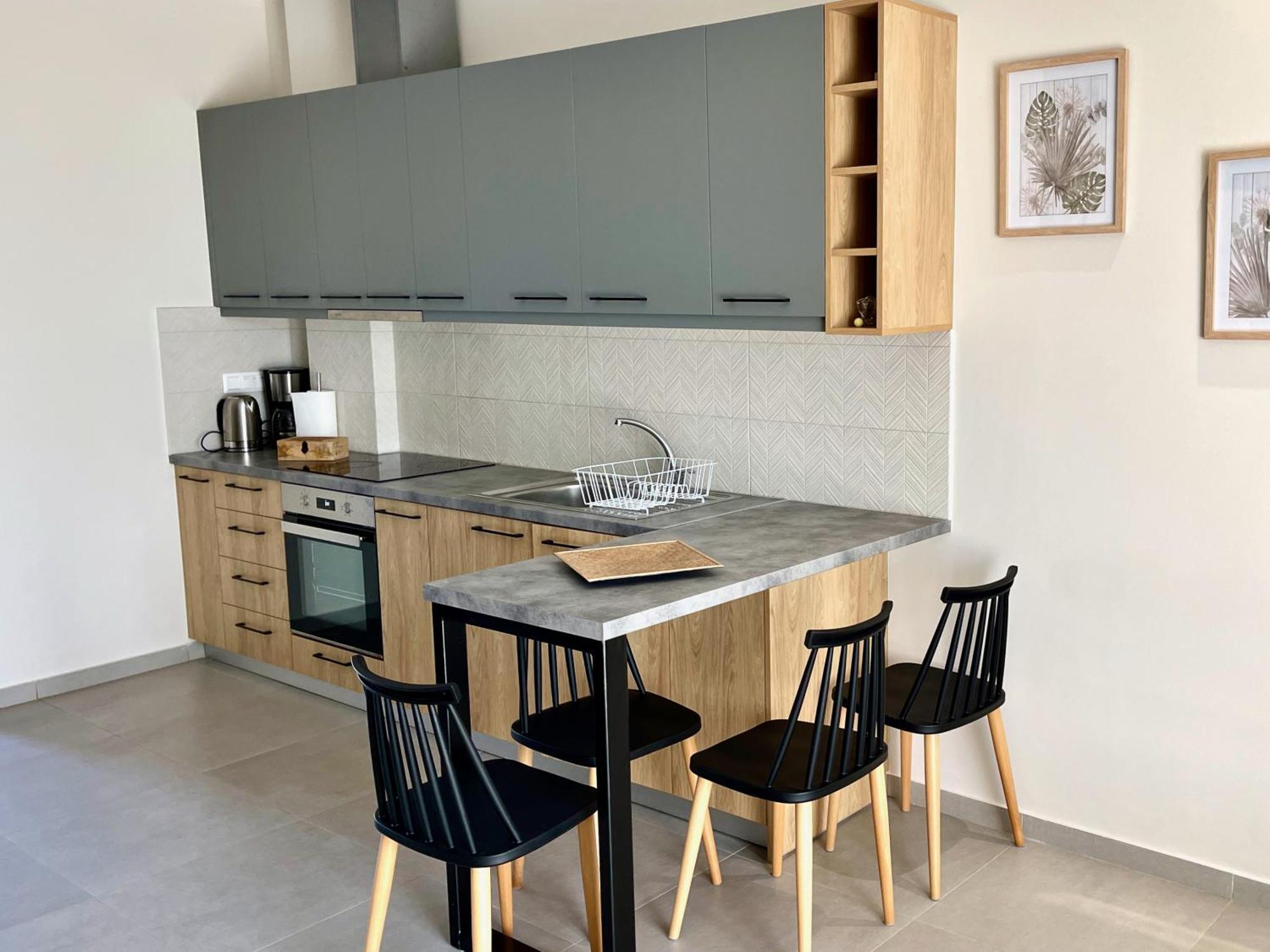 Midoya Sea View Apartment *